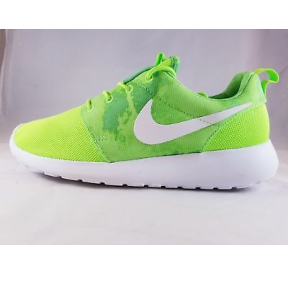 Neon Nike Roche Sneakers